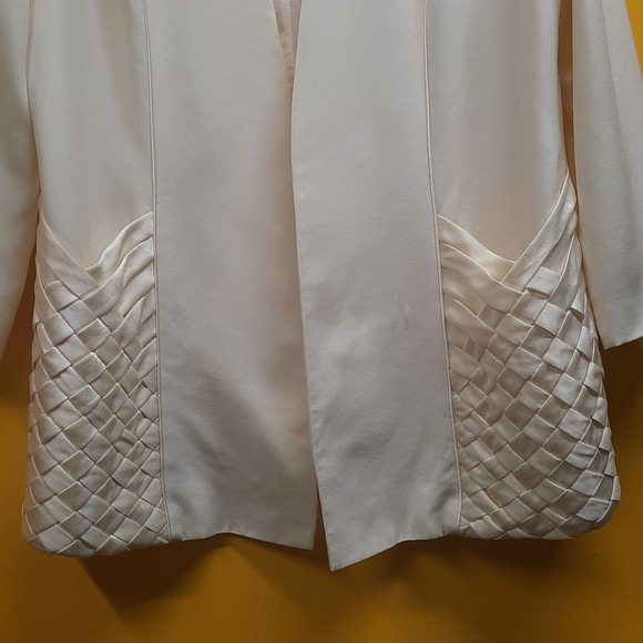 Vtg 90's Ann French custom Ivory 3 piece lined skirt, top and suit blazer - Picture 3 of 8